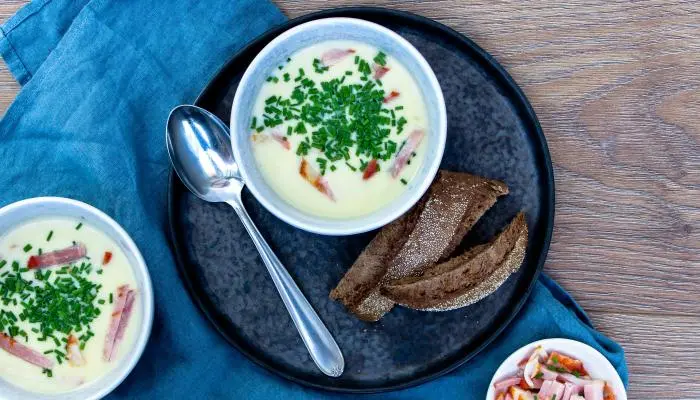 Aardappelsoep met ham of zalm