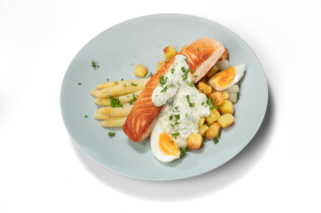 Gebakken zalm met asperges en dokkumerdip