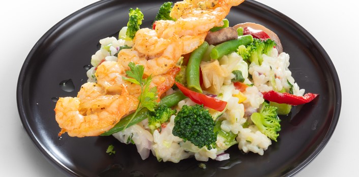 Risotto met gemarineerde tijgergarnalenspies